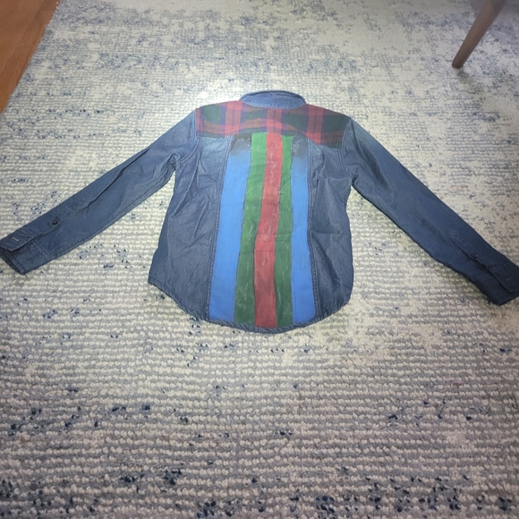 Denim shirt - Picture 3 of 3